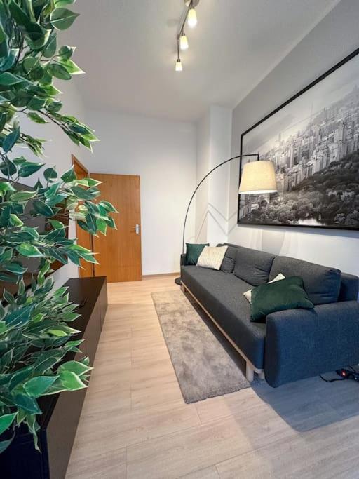 Modern City Apt. -With 2 Tv, Netflix And Work Desk Essen Exterior foto
